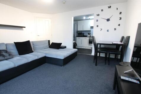 Lounge Area 5.JPG