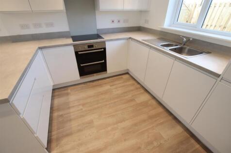 Kitchen 2.JPG