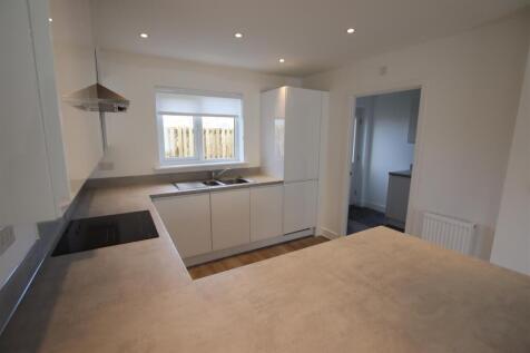 Kitchen 4.JPG