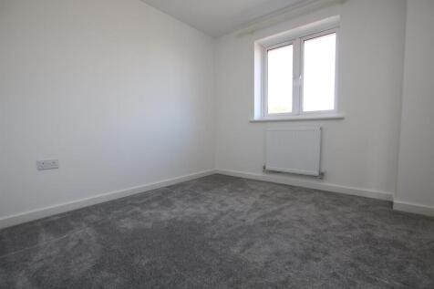 Bedroom 2.JPG