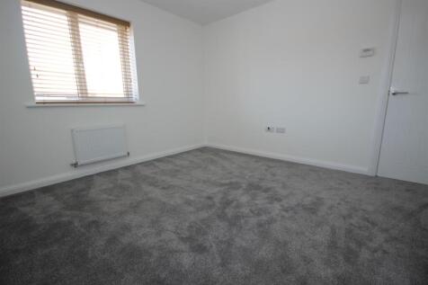 Bedroom 1.JPG