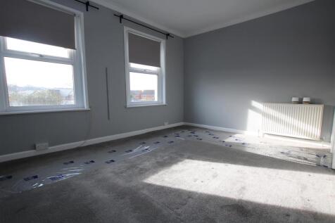 Bedroom 1.JPG