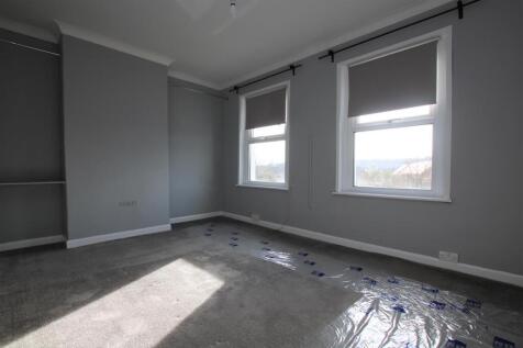 Bedroom 1.2.JPG