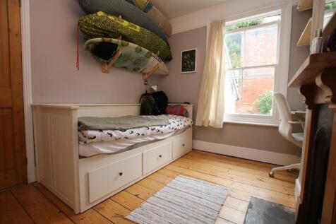 Bedroom 2.1.JPG