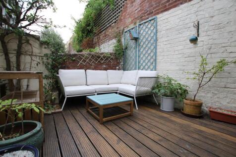 Garden 1.JPG