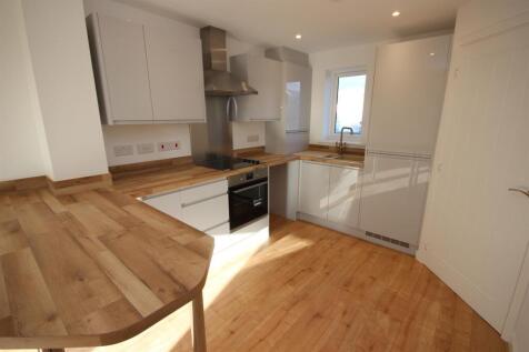 Kitchen 2.JPG