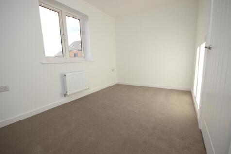 Bedroom 1.JPG