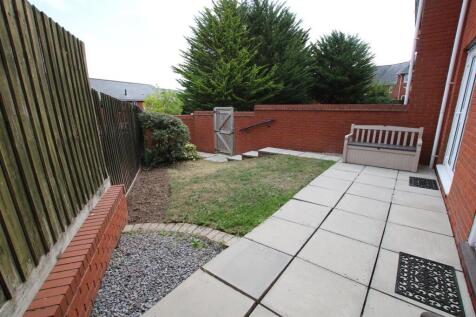 Garden 1.JPG