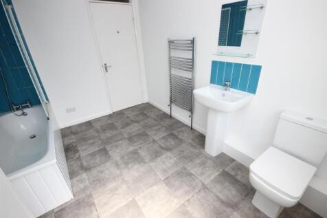 Bathroom.JPG