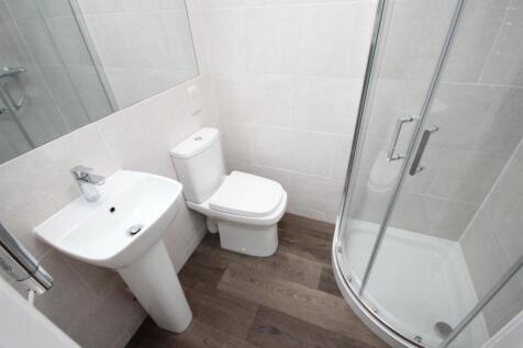 Shower Room.JPG