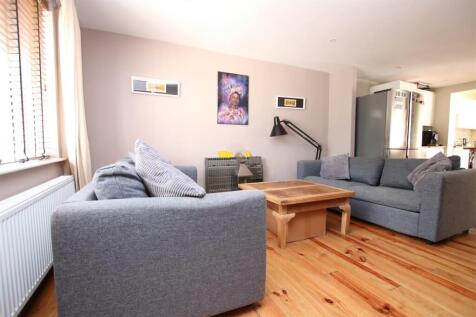 Living Room 3.JPG