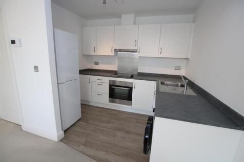 Kitchen 2.JPG