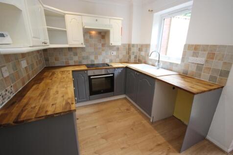 Kitchen 3.JPG