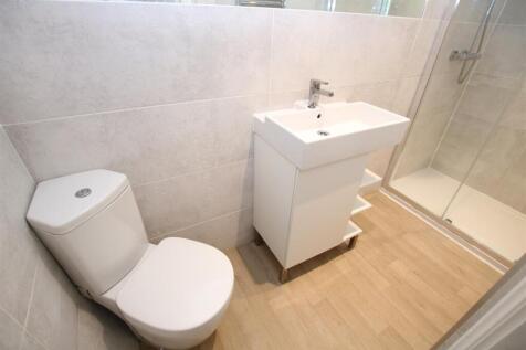 Shower Room.JPG