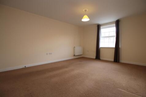 Living Room 1.JPG