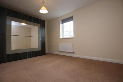 Bedroom 1.JPG