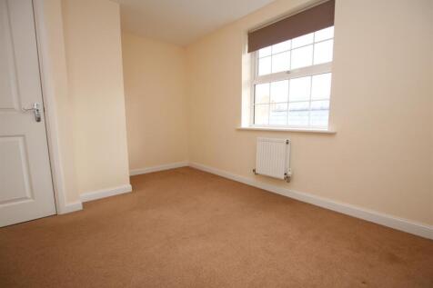 Bedroom 2.JPG
