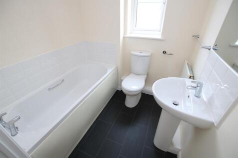 Bathroom.JPG