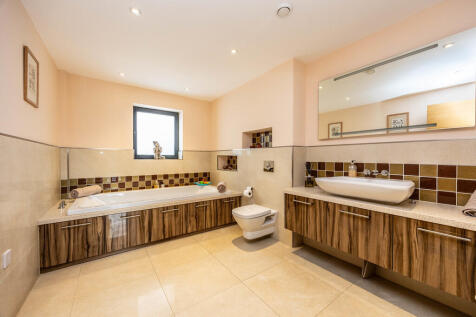 27PLLeeds-250425-...