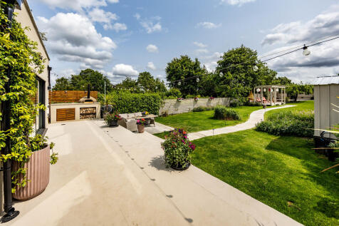 33WHLHudds-040625...