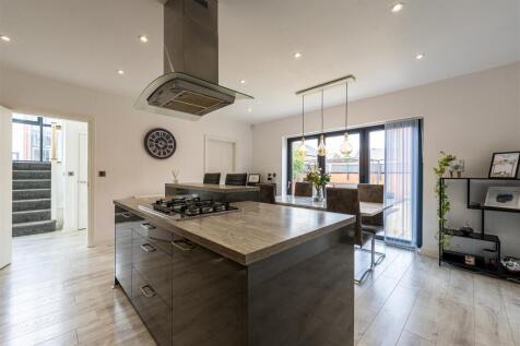 Kitchen-1.jpg
