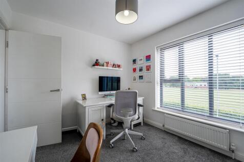 Office 1.jpg