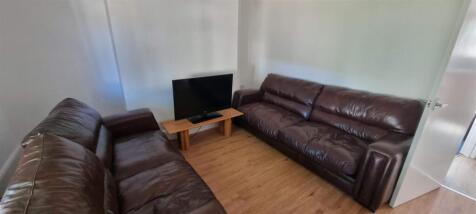 Whinney Hill lounge.jpg