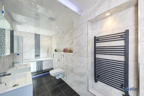 En Suite Bathroom (bedroom 1)