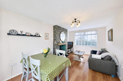 Dining Area/Lounge