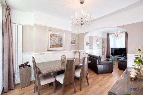 Dining Area / Lounge
