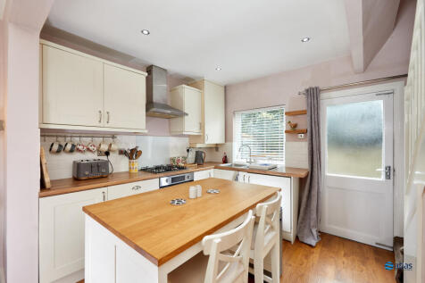 Lounge / Kitchen