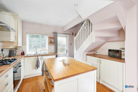 Lounge / Kitchen