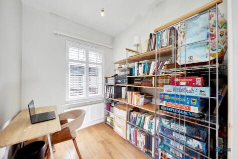 Bedroom/Office