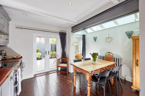 Dining Room/Kitchen