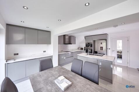 Dining/Kitchen