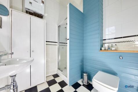 En Suite Bathroom