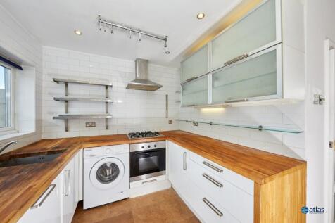 Open Plan Kitchen/Living Area