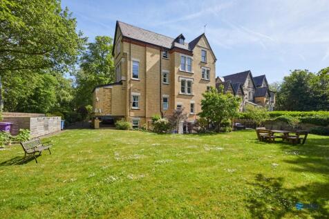 Rear Communal Gardens
