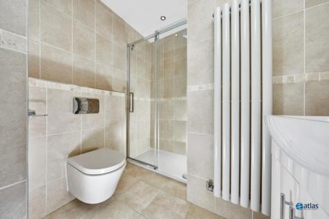 Bedroom 3 - En-suite