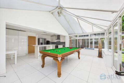 Kitchen/Conservatory