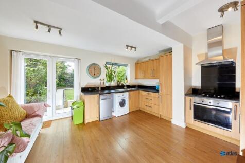 Living Area/Kitchen