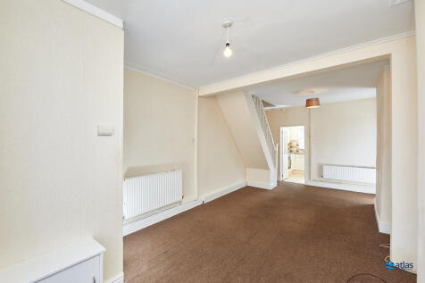 Lounge/Dining Area