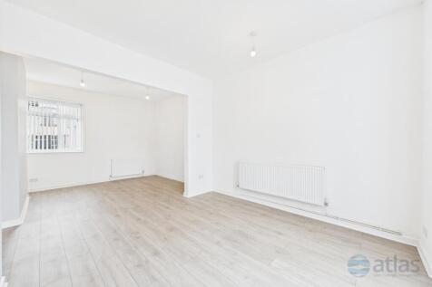 Living/Dining Area