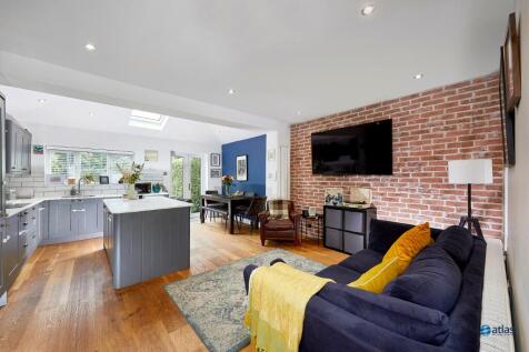 Kitchen/Dining/Living Area