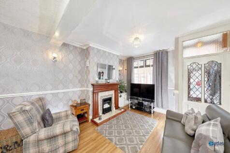 Living/Dining Area