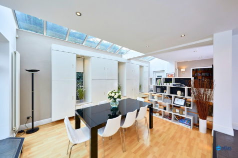 Kitchen / Dining / Living Area