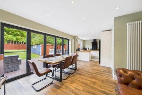 Kitchen / Dining / Living Area