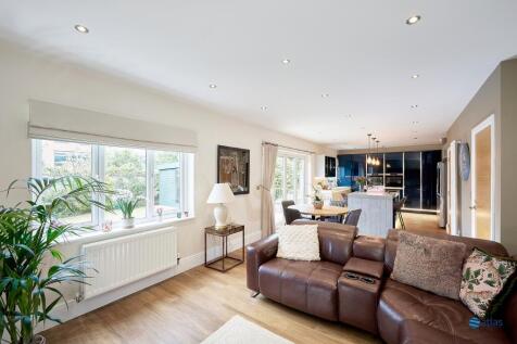 Living/Dining/Kitchen Area