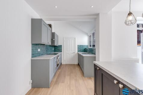 Kitchen/Dining Area