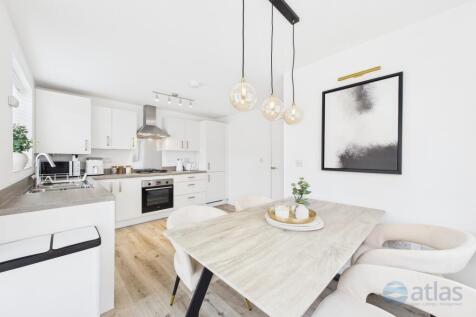 Kitchen/Dining Area